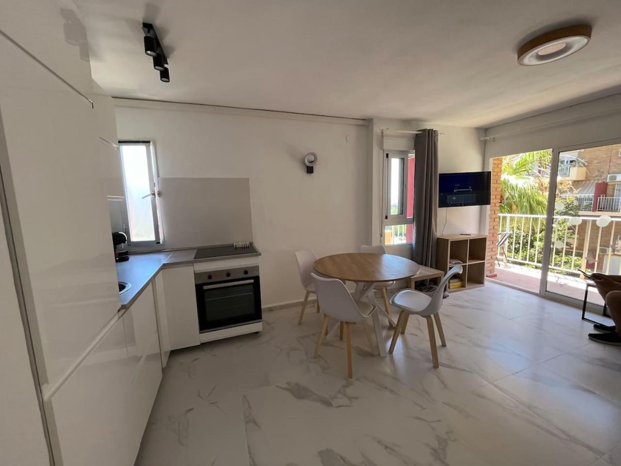 Apartment Vith Amazing View In Minerva בנאלמדנה מראה חיצוני תמונה